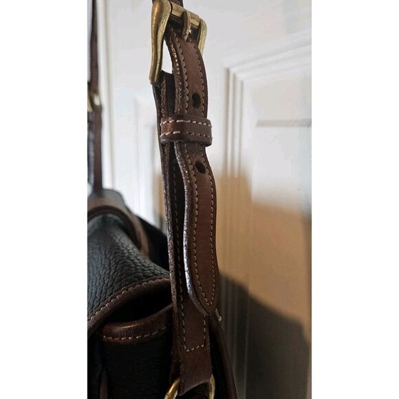 Dooney & Bourke Vintage Equestrian Shoulder Bag AWL Black & Brown 80s-90s - Picture 4 of 12